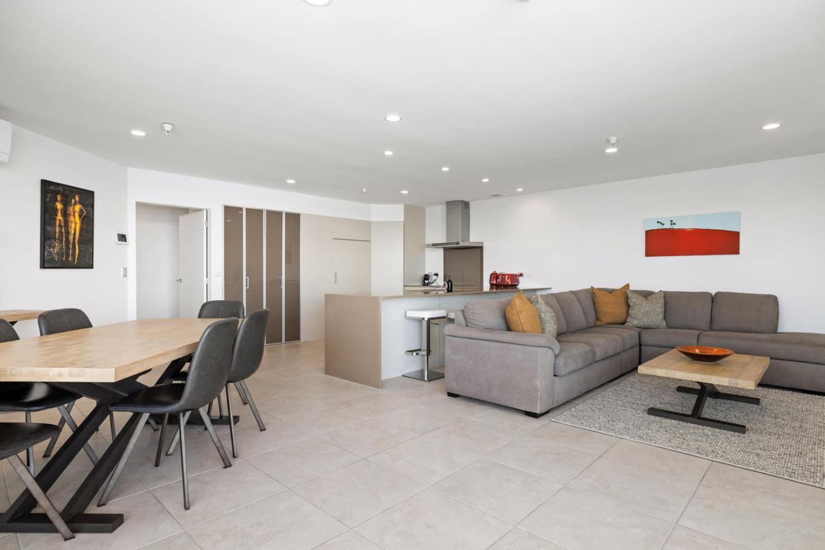 Oceanside Bliss - Absolute Beachfront - Uninterrupted Ocean Views With Pool Mount Maunganui Extérieur photo